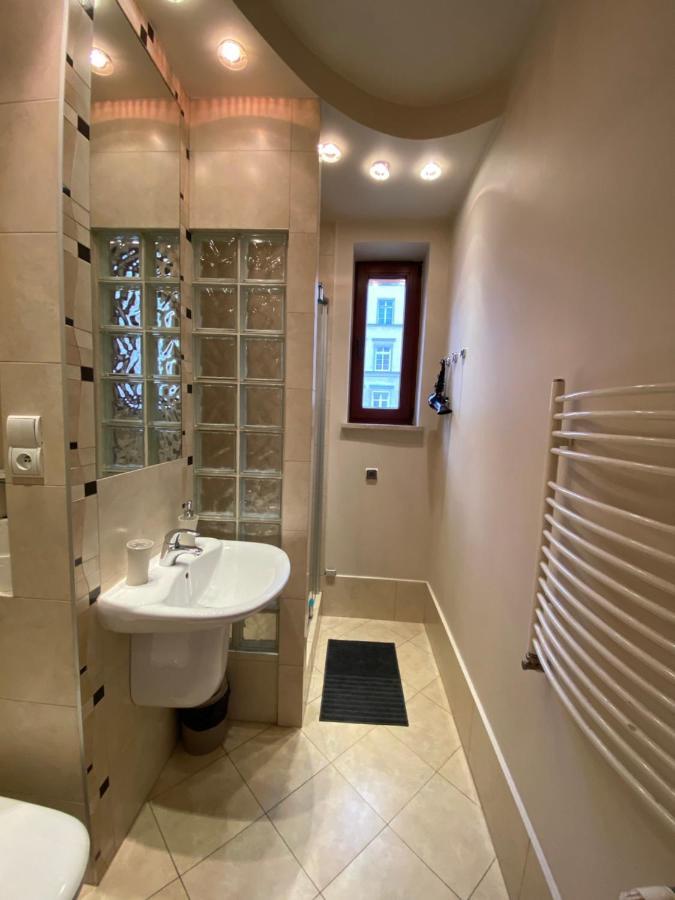 Klimatyczny Apartament Przy Rynku Breslavia Exterior foto