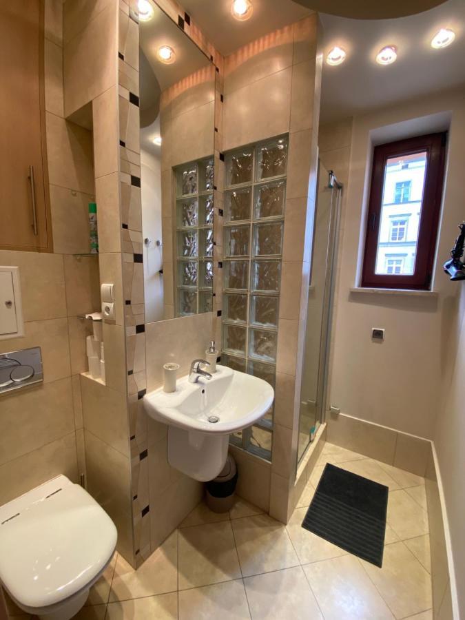 Klimatyczny Apartament Przy Rynku Breslavia Exterior foto
