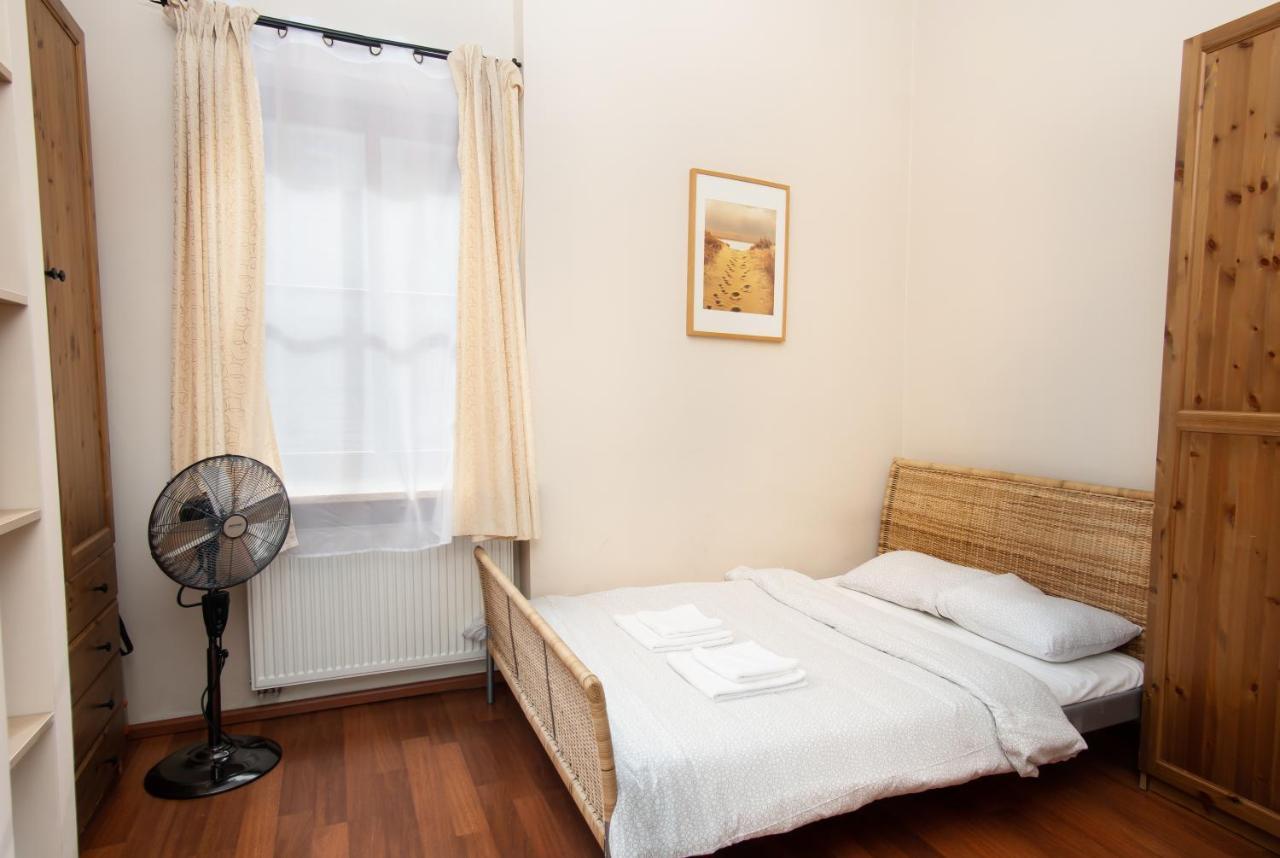 Klimatyczny Apartament Przy Rynku Breslavia Exterior foto